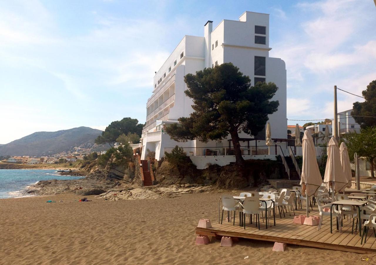 2-Bedroom Brand New Apartment Steps From The Beach Лянса Екстер'єр фото